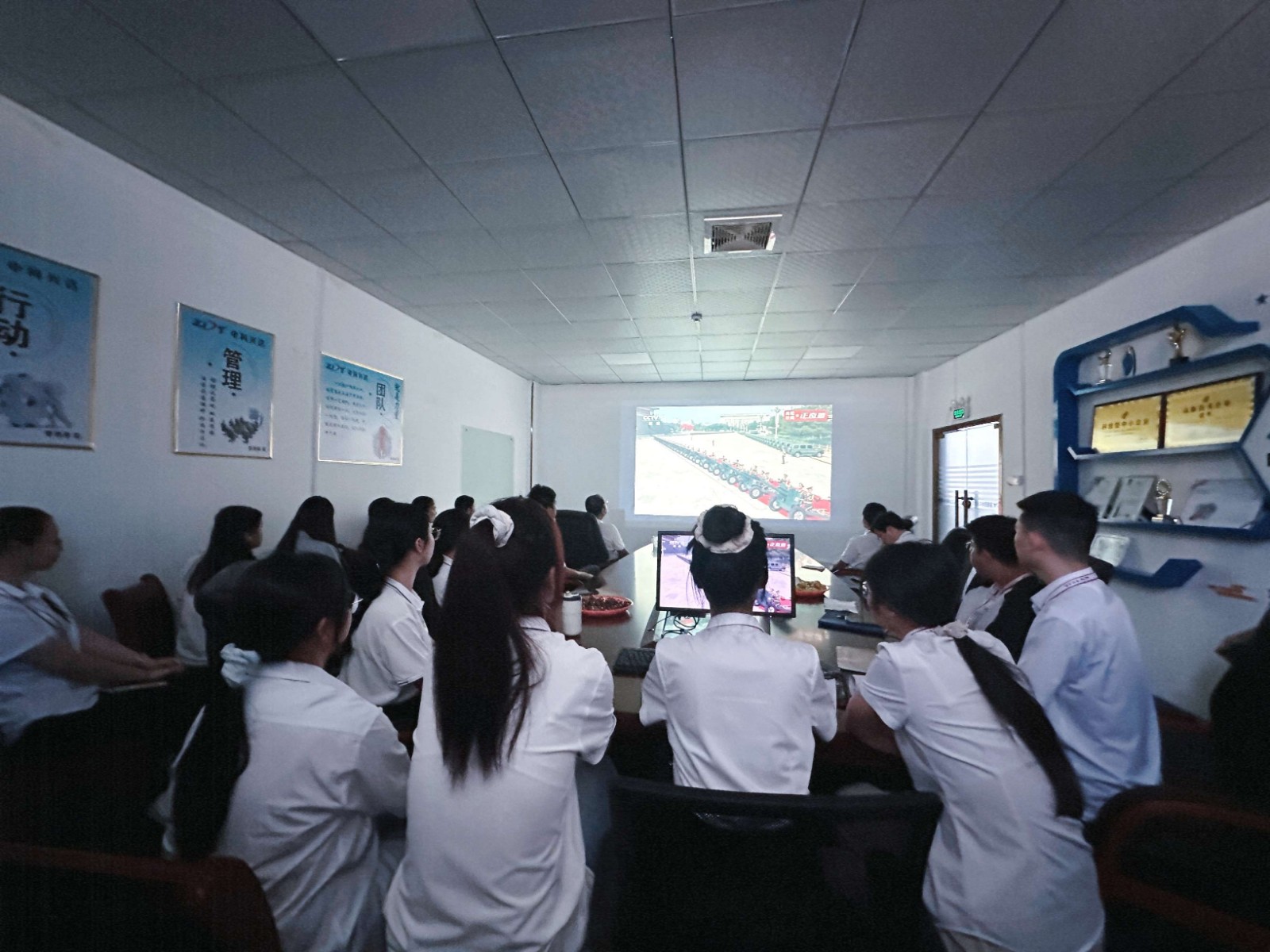 1756890049350179.jpg 1756890049350179.jpg