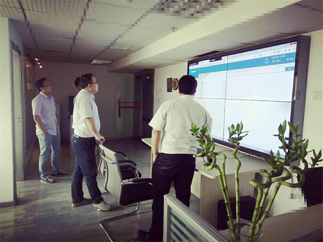 阳光电源专家到访公司，考察我公司能源互联网产品应用情况