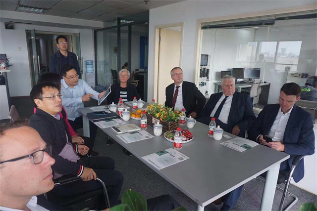 亚洲亚洲人成综合网络