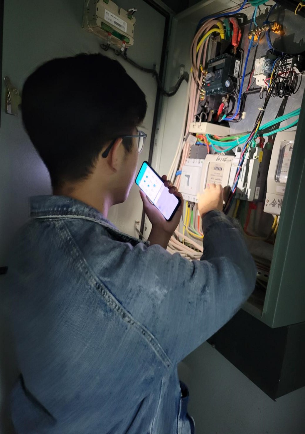 亚洲亚洲人成综合网络